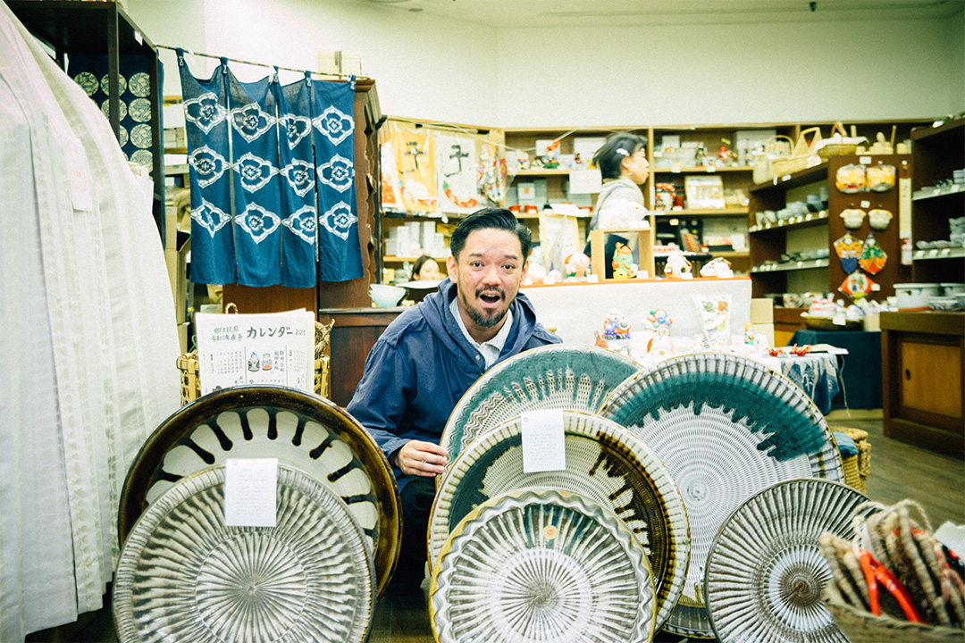 手作りの郷土玩具が関西ではなかなかお目にかかれないラインアップ